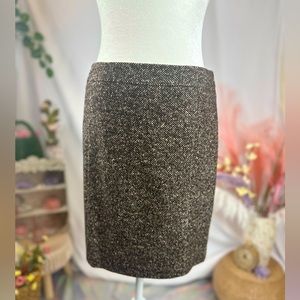 MaxMara Vintage Brown Wool Tweed Skirt. Size 4